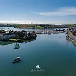 Vendégház Pier House *