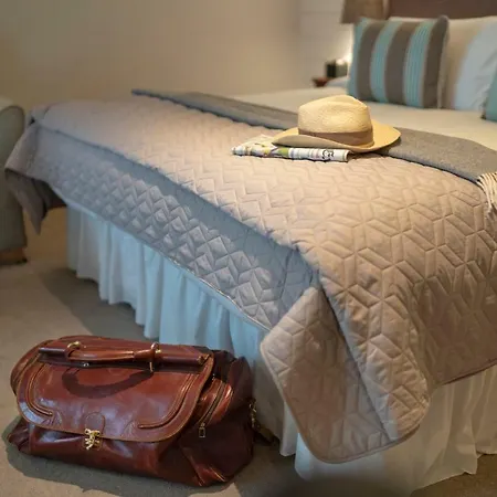 Pier House Πανσιόν *