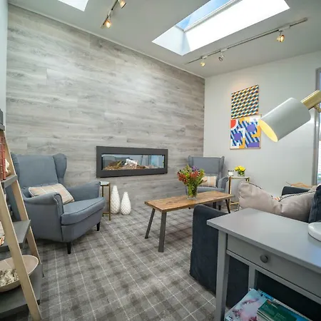 Pier House Πανσιόν