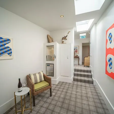 Pier House Πανσιόν