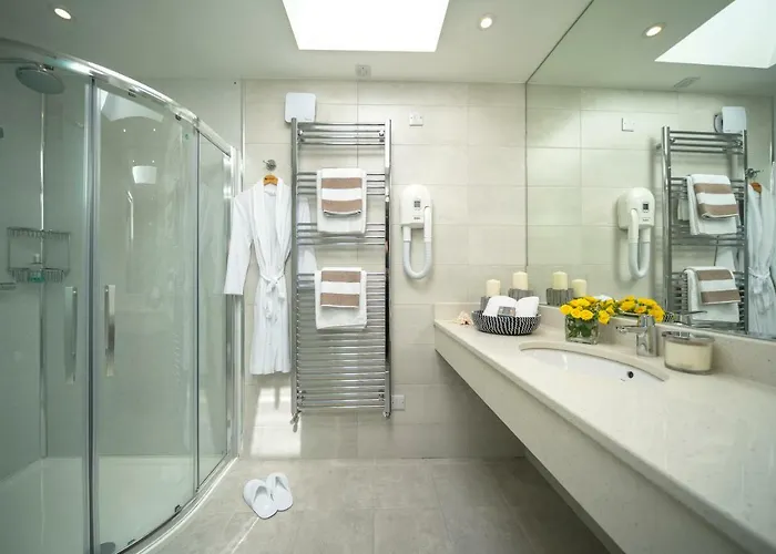 Гостевой дом Pier House *