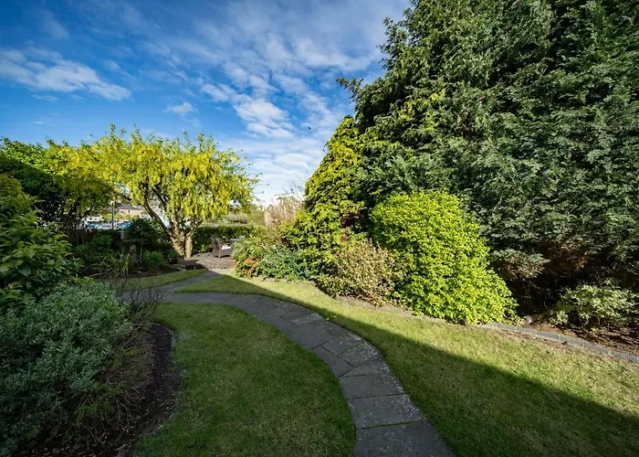 Pier House * Кинсэйл