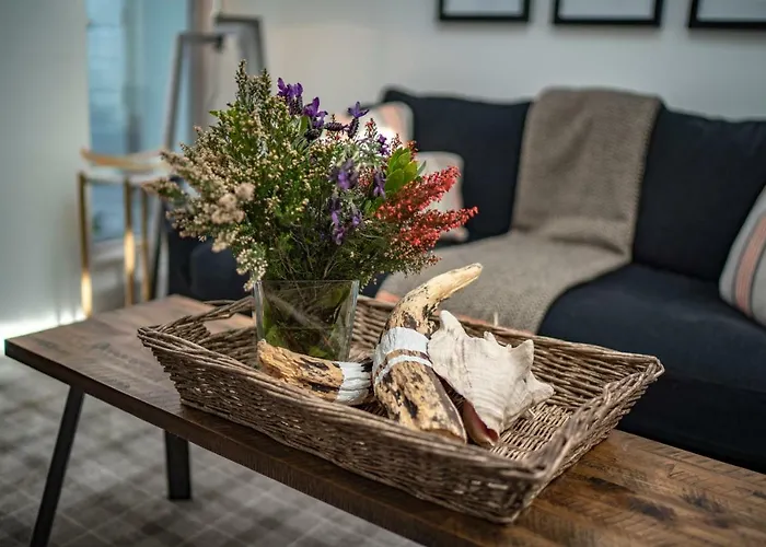 Pier House Гостевой дом