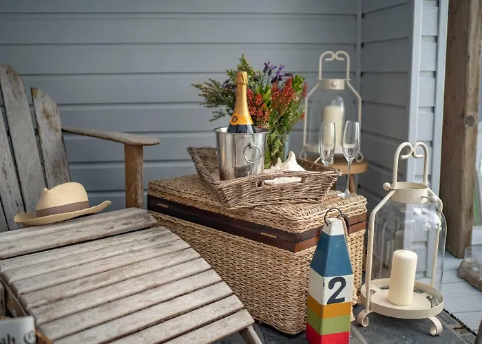 Pier House *